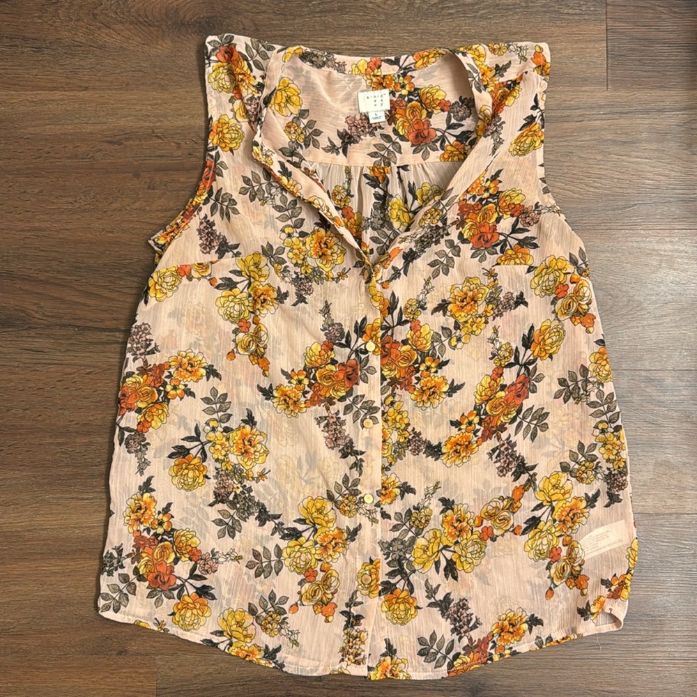 a new day Sleeveless Floral Blouse